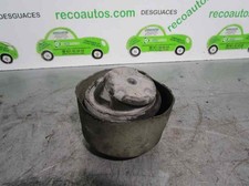 Support moteur Mercedes 209