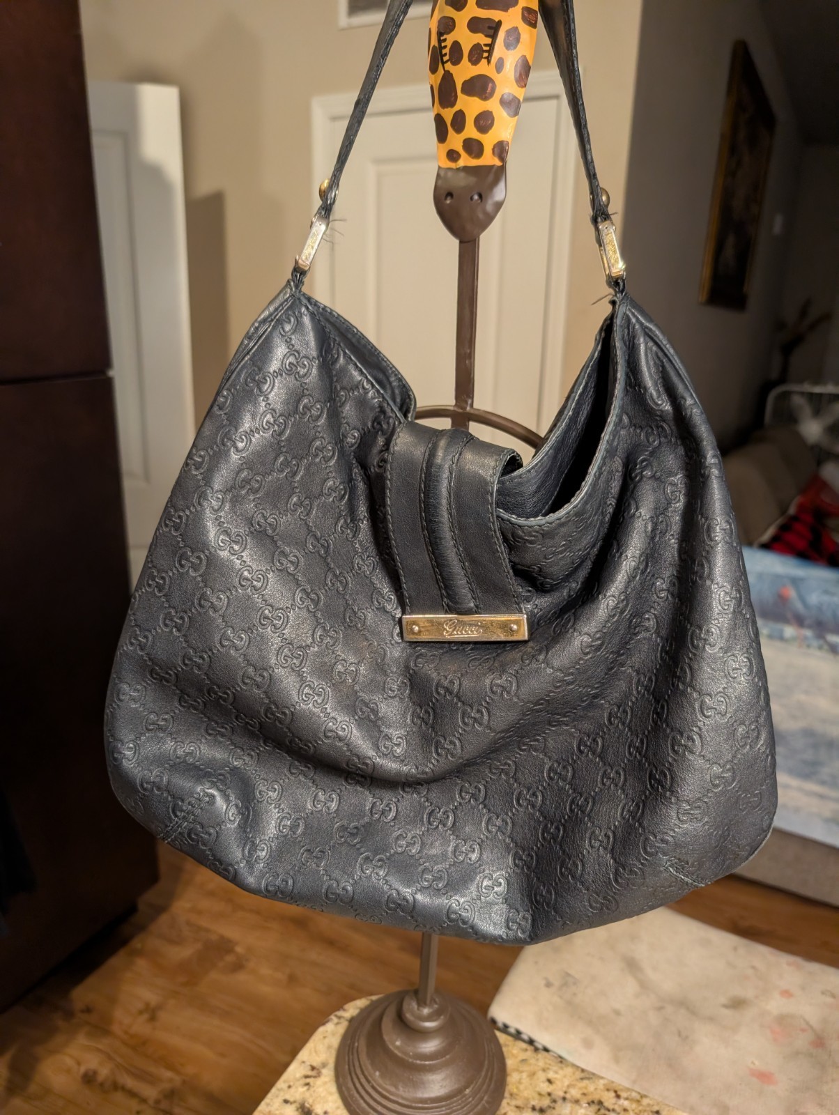 Borsa a tracolla Gucci Guccisima Hobo in pelle nera