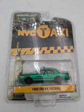 Greenlight Collectibles 29773 1:64 Ford Crown Victoria NYC Taxi