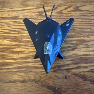 MAISTO- Tailwinds - Lockheed F-117A Nighthawk Stealth Aircraft Die Cast. Loose