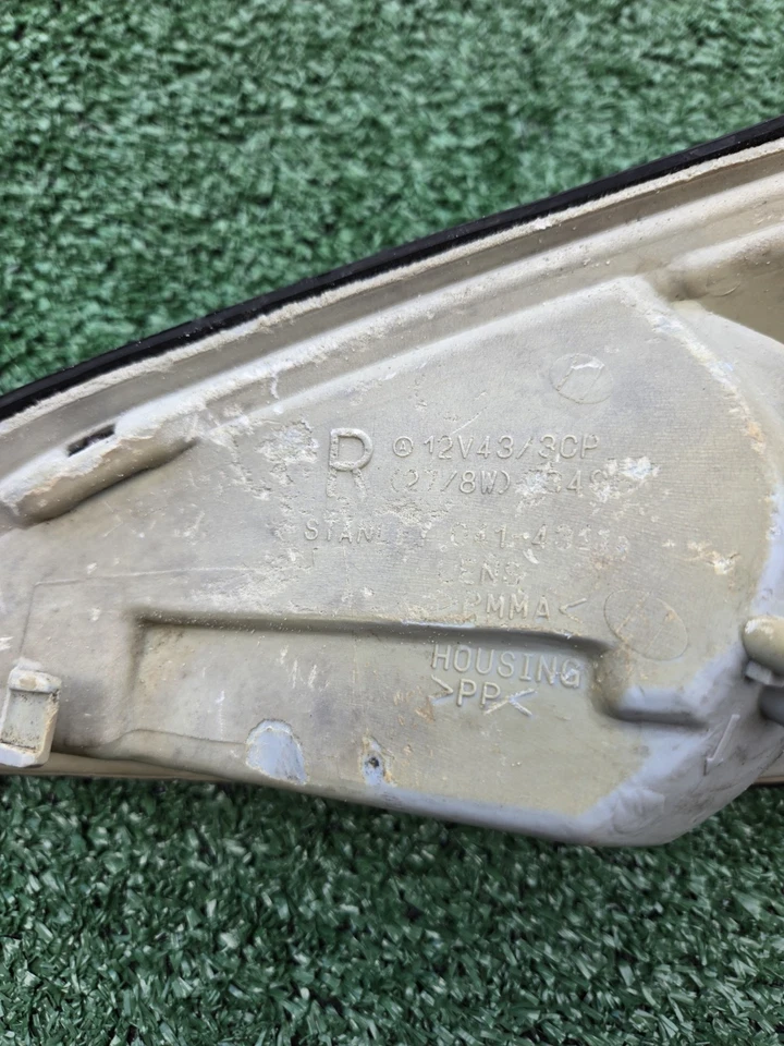 Dodge Stealth 1993-1996 luz de señalización delantera derecha señal de giro pasajero fabricante de equipos originales Foto 4 de 4