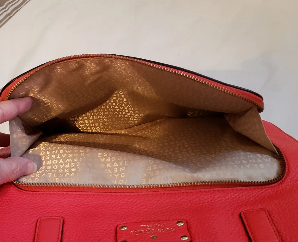 KATE SPADE Bolso de Mano Grande de Cuero Guijarro Rojo Brillante Limpio Foto 4 de 4