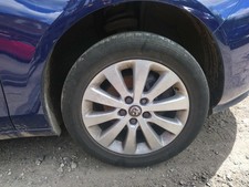 Vauxhall Zafira Tourer 17 Alloy Wheel 225 50 R17 Vauxhall Zafira Tourer 17 Alloy Wheel 225 50 R17