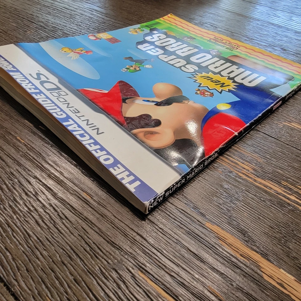 New Super Mario Bros. (Nintendo DS) Guía Oficial de Estrategia (Nintendo Power) Foto 4 de 4