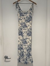 Women’s - Reformation - White x Blue Floral Dress - Size 0