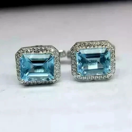 Gemelos para hombre de topacio azul creado en laboratorio corte esmeralda de 2 quilates chapados en oro blanco de 14 k Foto 3 de 3