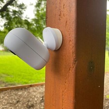 Unifi Protect G3 Instant Angled Wall and Surface Mount, 22.5 