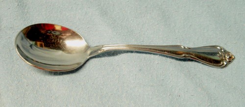 Cuchara de Azúcar Brillante Rosa Verdadera Rosa Arbor ONEIDA 1881 ROGERS Acero Inoxidable De Colección 6" En muy buena condición - Imagen 1 de 4