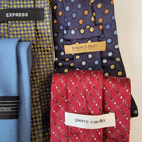 Lot of 6 Multi Brands Men's Ties 100% Silk Express,Axcess,Pierre Cardin and More - Picture 10 of 12