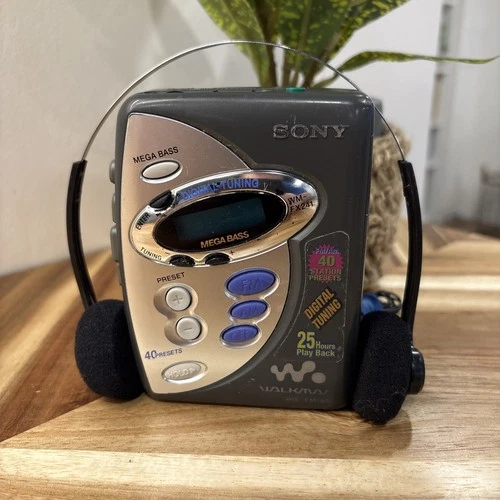 Vintage Sony Walkman Cassette Player AM/FM Radio WM-FX241 Tested Works