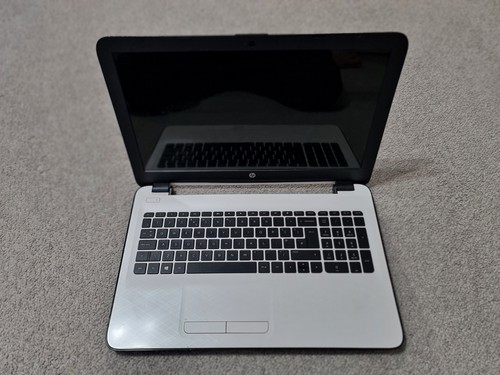 HP 15-ac040na 15.6” Notebook AMD A6 1.8GHz 4GB/1TB Windows 10 Home Laptop - Picture 5 of 6