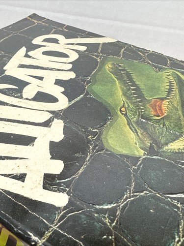 Alligator - Shelley Katz (1977) Dell Paperback 1st Printing Horror Novel - Picture 10 of 10