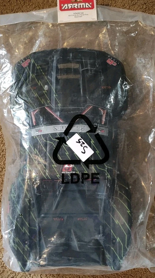 ARRMA AR406144 SENTON 6S BLX Painted Body Black/Green ARAC3409 Car/Truck Bodies - Image 2 of 4