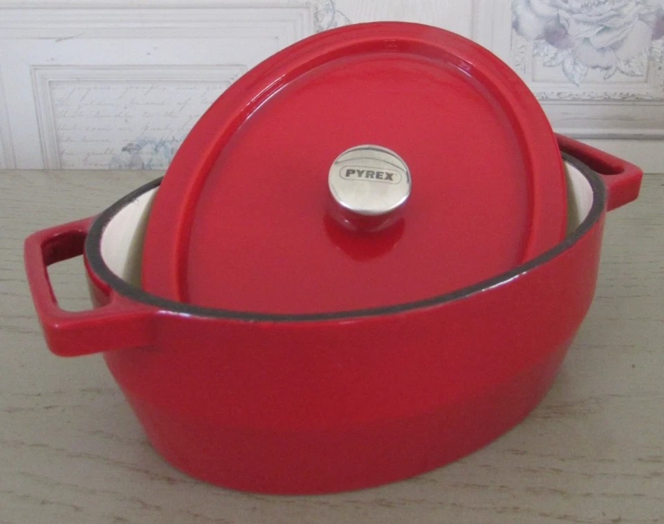 Mini cocotte en fonte avec couvercle Pyrex 14 x 11 x 5,5 cm Poids 1,275 kg - Photo 2/4