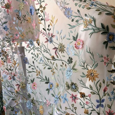Zarter Blumen und Blätter Stickerei Spitzenstoff für Brautkleid, Kostüme