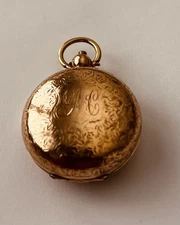 9ct Rose Gold Sovereign Case 