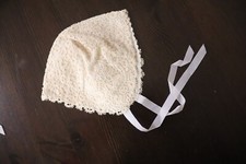 Cant  lace complete for newborn/baptism headphone, dress and bib 