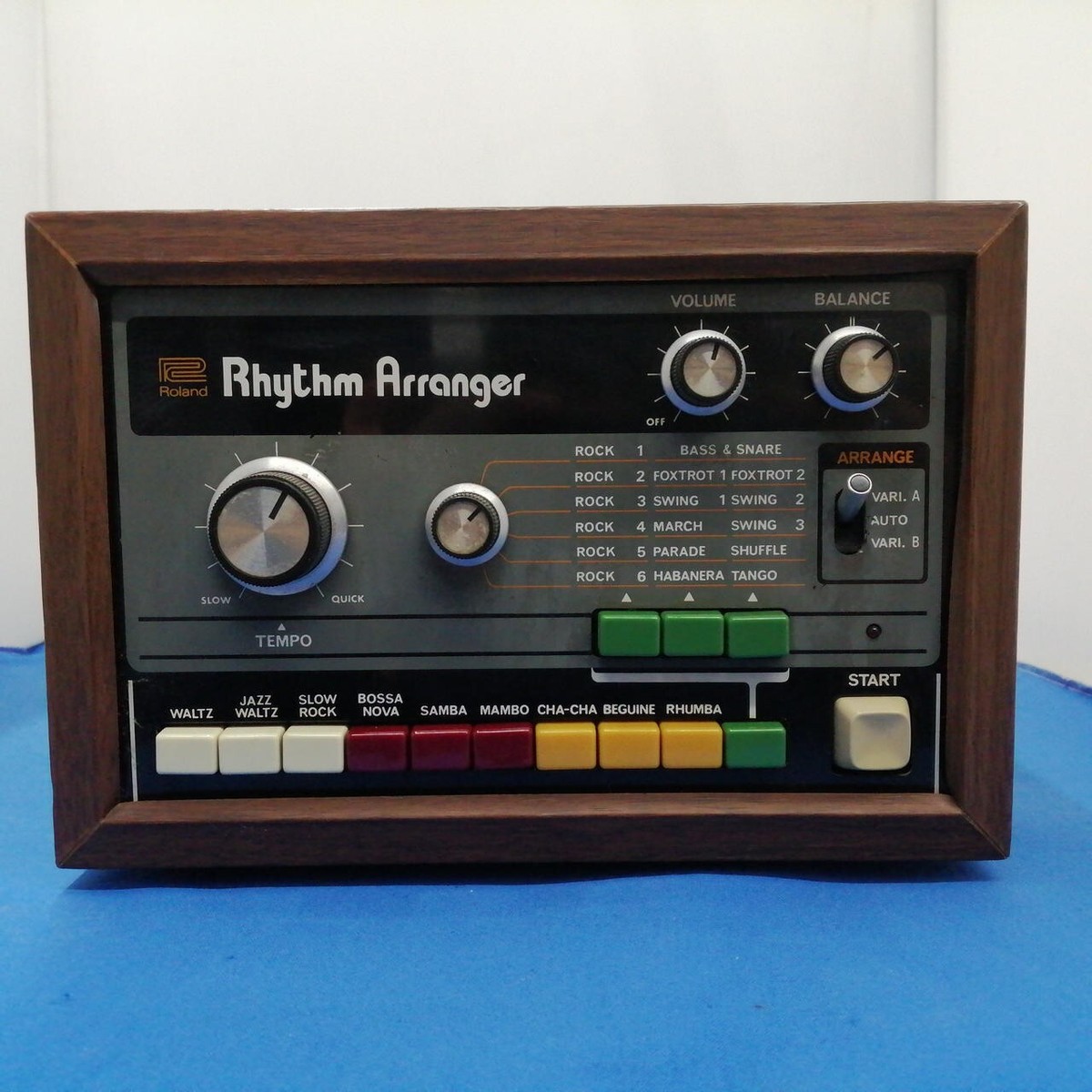 ☆お話中です☆ Roland Rhythm Arranger TR-66 中古品