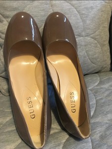 guess pumps uk
