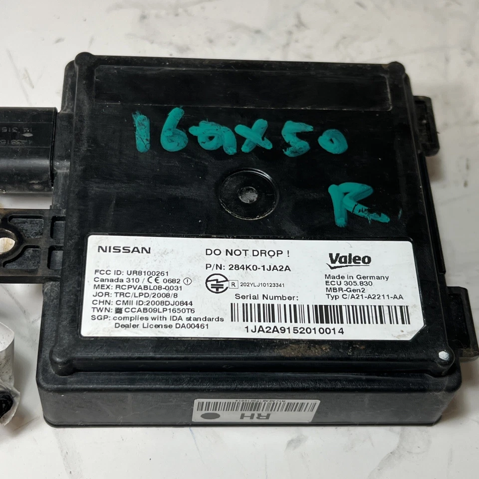 Infiniti QX50 2016 sensor de radar de punto ciego derecho 284K0-1JA2A OEM Foto 2 de 4