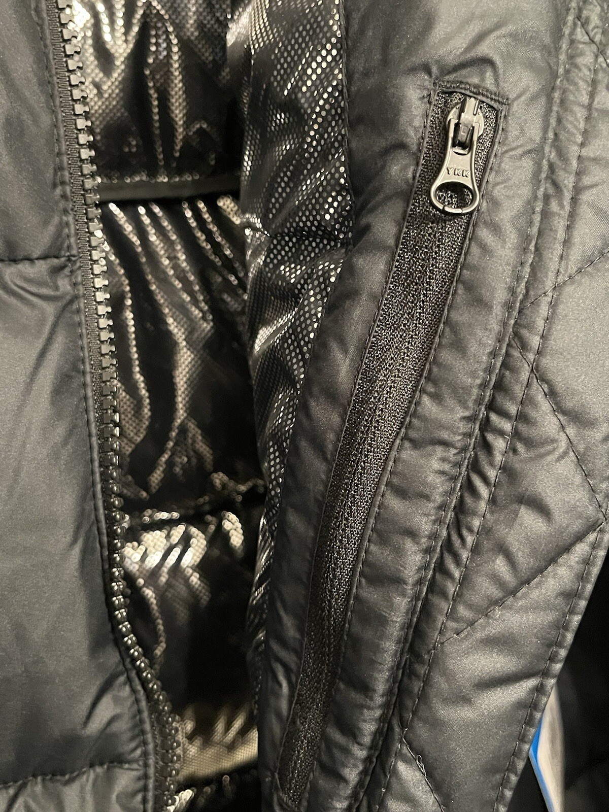Foto 4 di 14