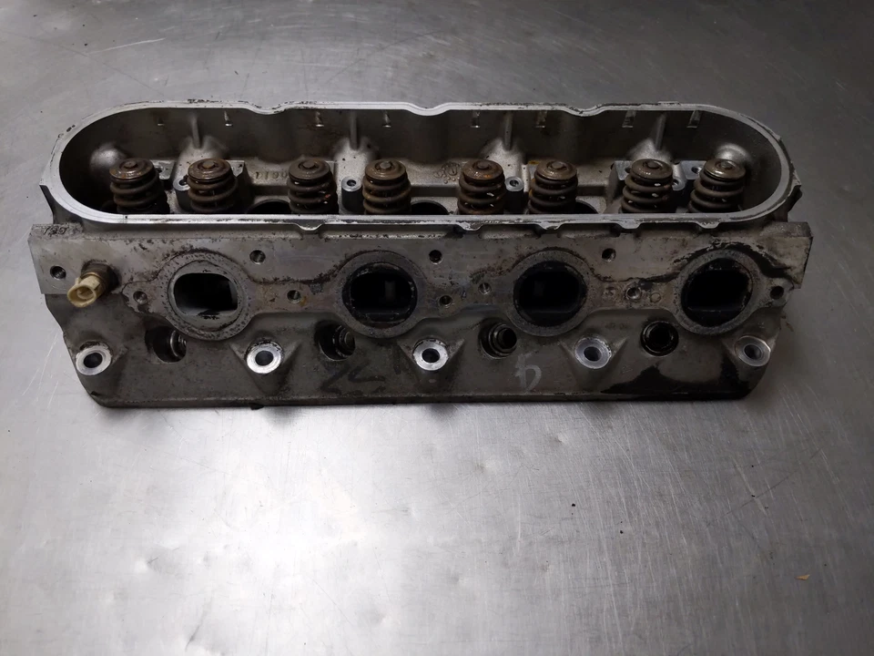 Left Cylinder Head For 07-14 Chevrolet Suburban 1500  5.3 799 Gas Driver Side - Image 2 of 4