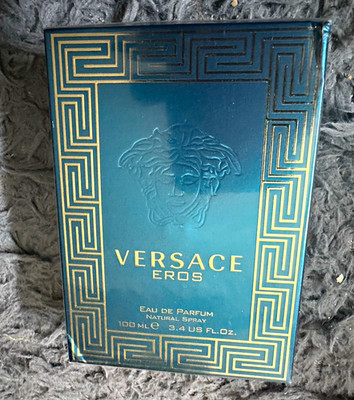 Versace Eros Eau de Parfum Natural Spray 3.4 fl oz Citrus Vanilla Scent