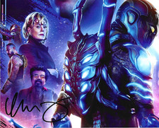 * GEORGE LOPEZ * signed 8x10 photo * BLUE BEETLE * COA *