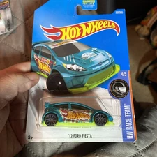 Hot Wheels HW Race Team '12 Ford Fiesta Teal Green 4/5 307/365 NIP