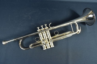 Yamaha Trumpet Xeno YTR-8335RS with 2 Mouthpieces & Case Made in