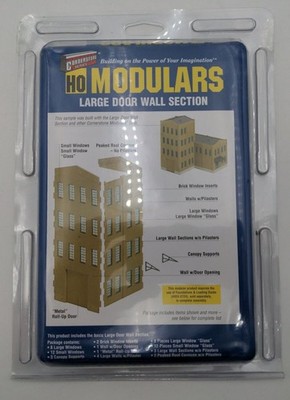 Walthers 933-3727 HO Modulars Large Door Wall Section Building Kit
