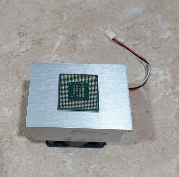 Gateway 980 AVC C6025B12L Fan With Heatsink For Server Motherboard P/N: 8006265 - Image 3 of 3