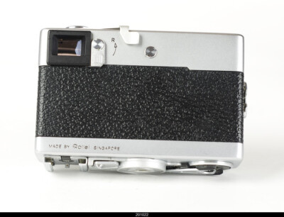 Rollei 35 Singapore Silver Body w/Zeiss Tessar 40mm f/3.5 Mint- | eBay