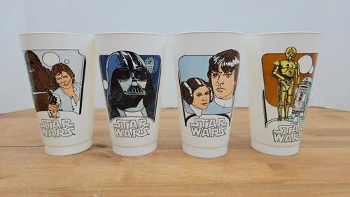 Lot of 4 Plastic Vintage 1977 Star Wars IV Coca-Cola Promotional Cups 1 4 5 7