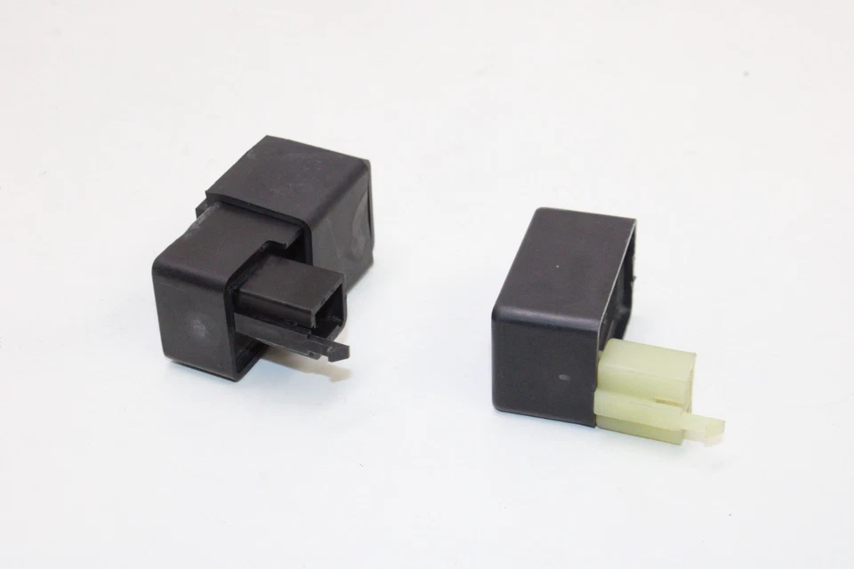 2003 HONDA SHADOW ACE 750 VT750CD DELUXE OEM RELAY SWITCH PAIR - Image 2 of 4