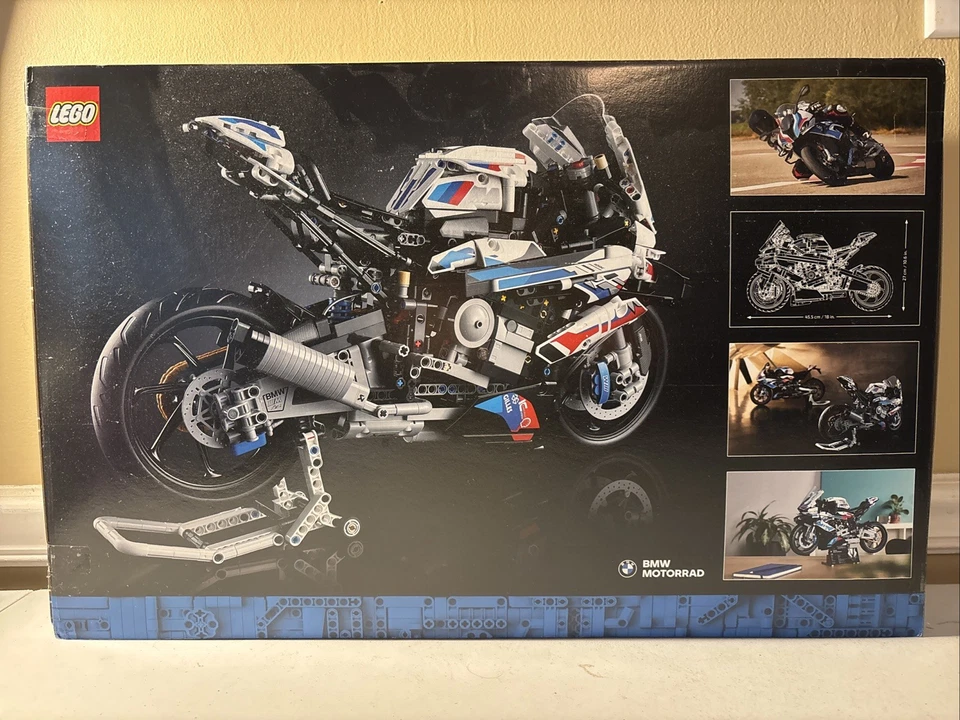 LEGO TECHNIC: BMW M 1000 RR (42130) New Factory Sealed - Image 2 of 4