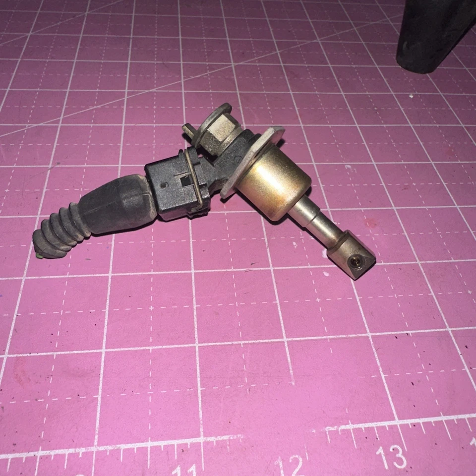 86-92 TOYOTA SUPRA MK3 7MGE ARRANQUE EN FRÍO DENSO INYECTOR DE COMBUSTIBLE 23260-42020 OEM Foto 3 de 4