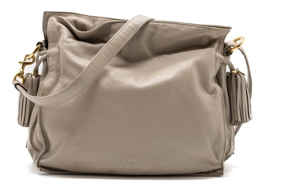 Loewe flamenco bag calfskin beige LGHW very good condition