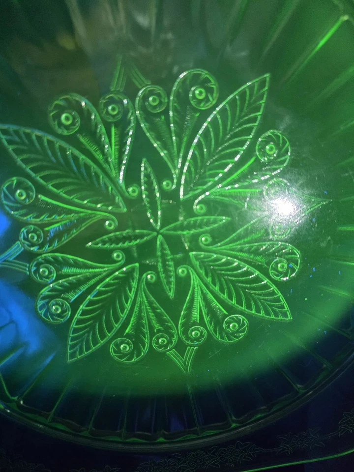 Jeanette Glass Adam Pattern Platter Uranium Vaseline Glass Green Glow 10" - Image 2 of 4