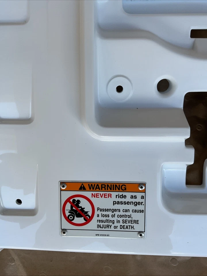 2000 Original Genuine Yamaha Banshee 350  Full Plastic Kit OEM💯 - Image 3 of 4