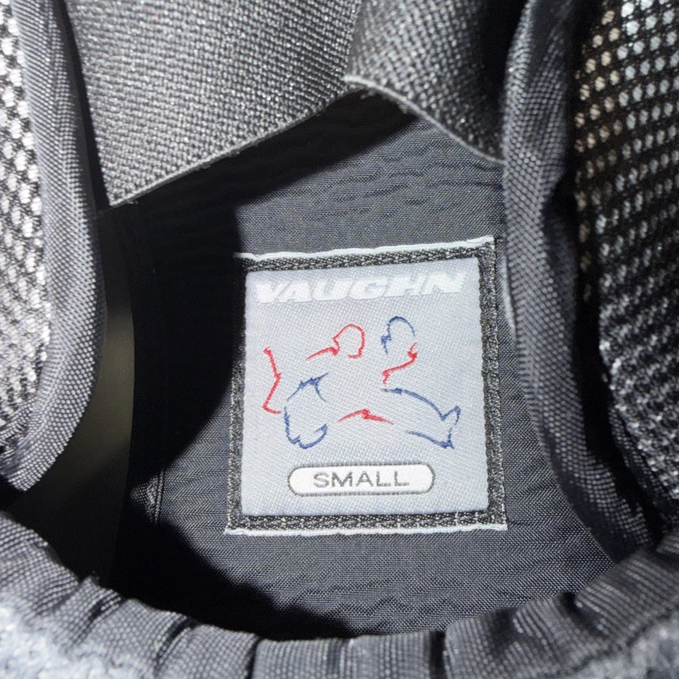 Protector de pecho de portero Vaughn V10 tamaño pequeño Foto 3 de 3