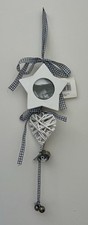 Hanging ornament/star-shaped picture frame woven heart, checkered ribbon, Bells