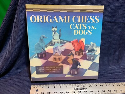Origami Chess Cats Vs Dogs-To Make Chess Pieces-Paper Craft Open Box UNUSED 