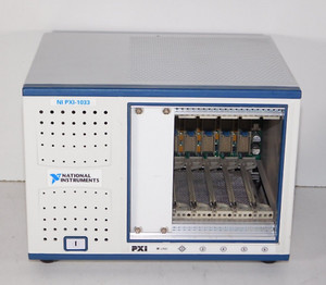 National Instruments NI PXI-1033 Controller 194918H-01L Chassis 5 Slot Mainframe