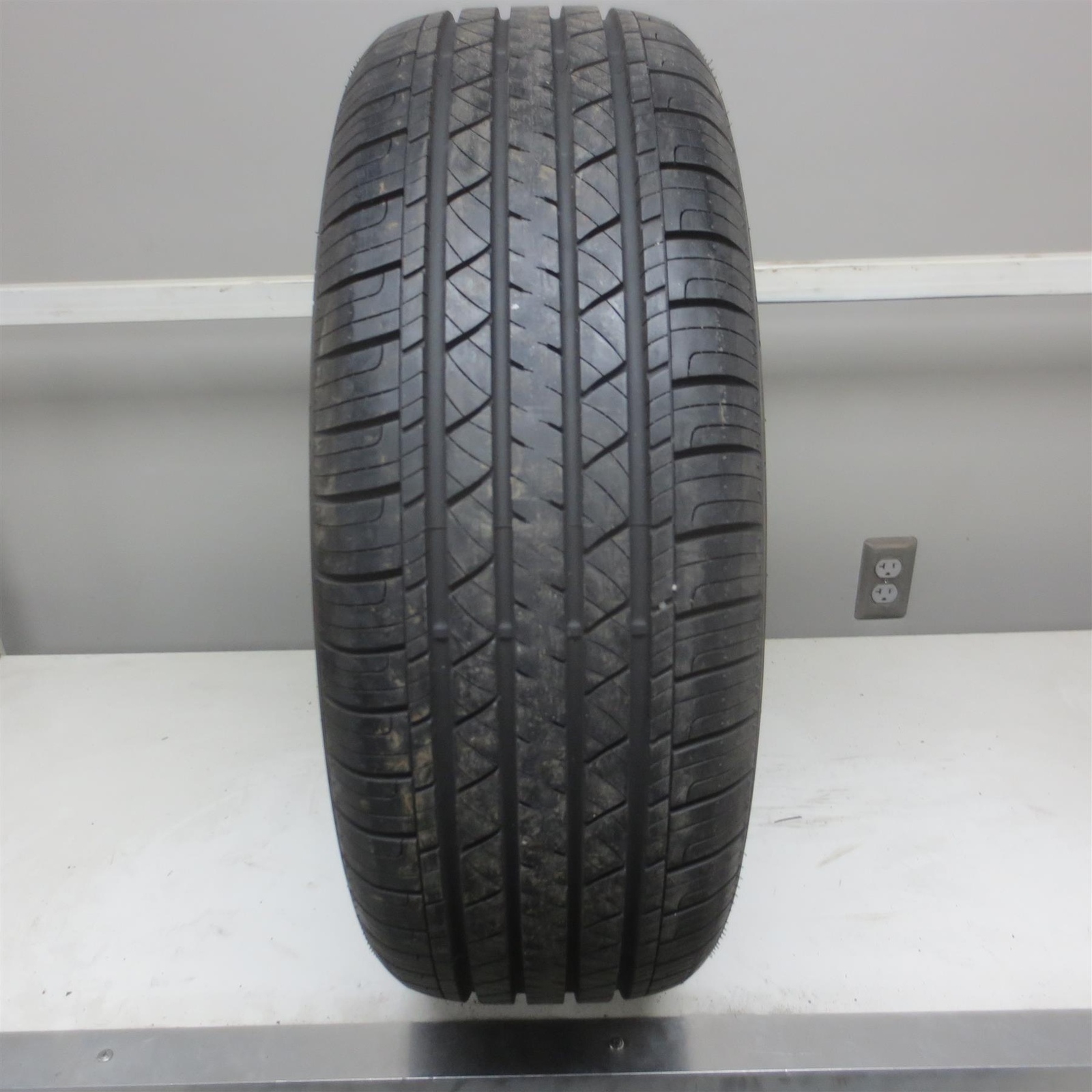 235/60R17 GT Radial Touring VP Plus 102T Tire (9/32nd) No Repairs eBay