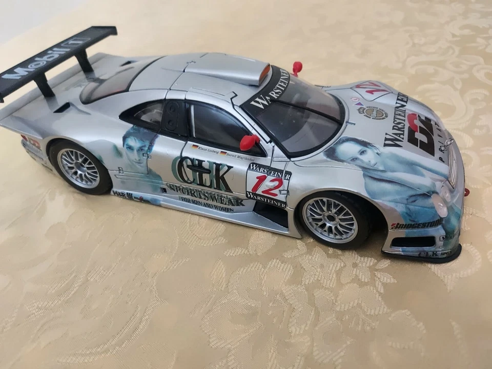 1:18 MAISTO MERCEDES CLK-GTR #12 "SPORTSWEAR" NEW in Premium-MODELCARS - Immagine 3 di 4
