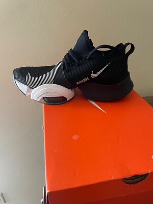  Gently worn Nike air zoom superrep women s size 7.5