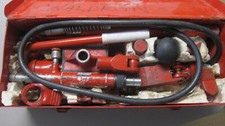 Banner 65114 - 4 Ton Porto-power With Case - Free Shipping