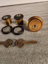 3 CORBIN RUSSWIN CYLINDERS 2 D-1 Keys