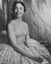 Jennifer Jones Photo 8x10 Portrait USA Actress 1940s